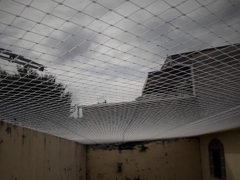 Redes de segurança anti-pombos em Joinville